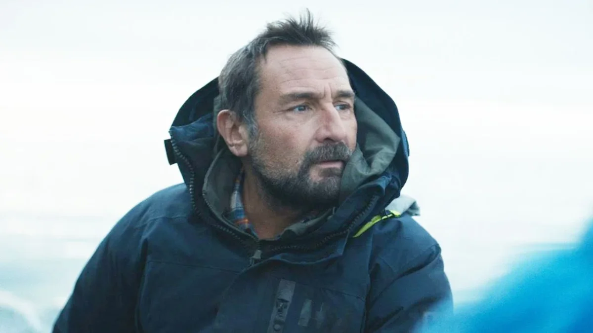 Suddenly Alone on France 2: Why Did Gilles Lellouche and Mélanie Thierry Replace Jake Gyllenhaal and Vanessa Kirby?